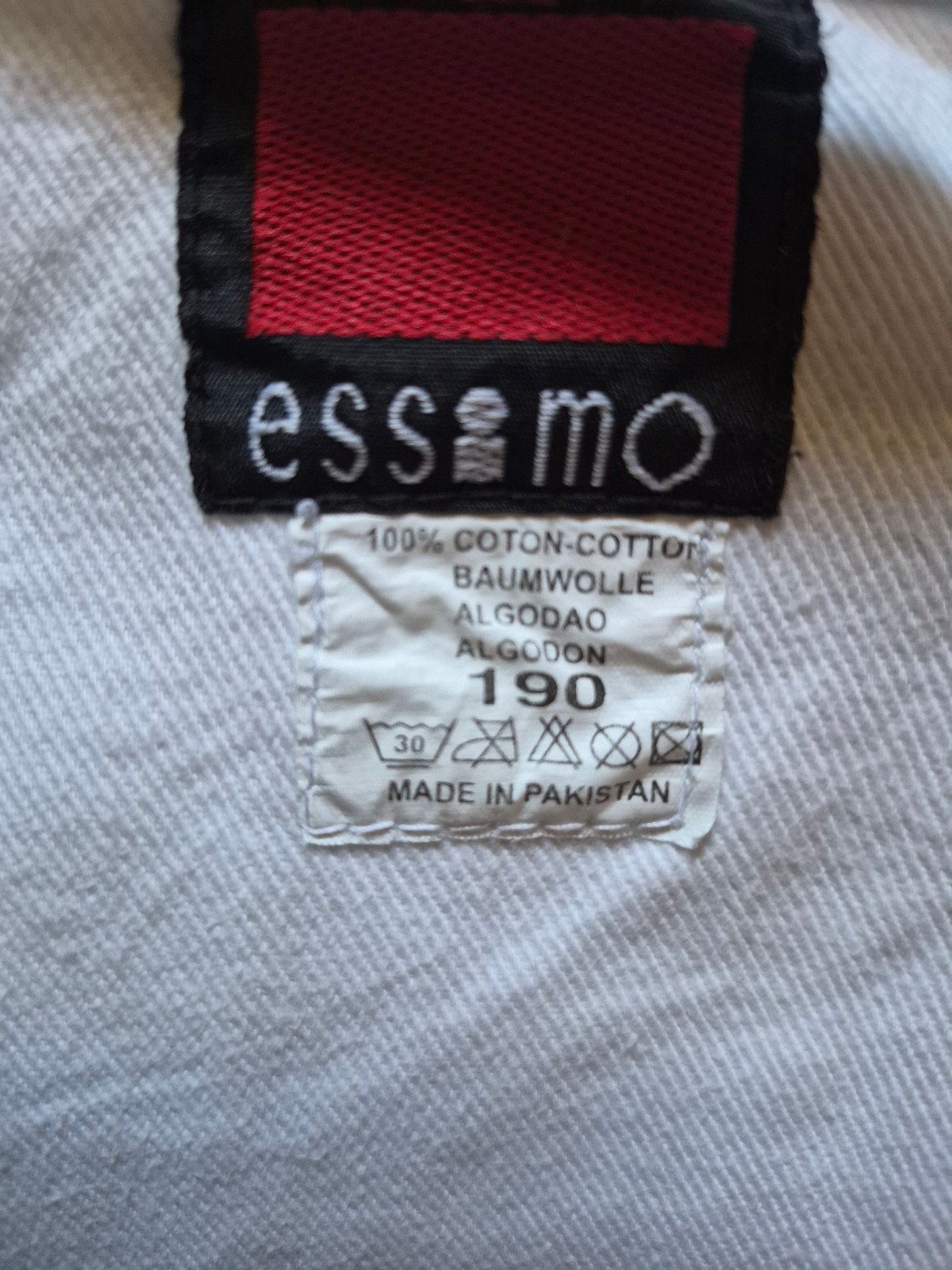 Essimo Judo/Jiu-Jitsu pak - Maat 190, Sport en Fitness, Ophalen of Verzenden, Gebruikt, Judo