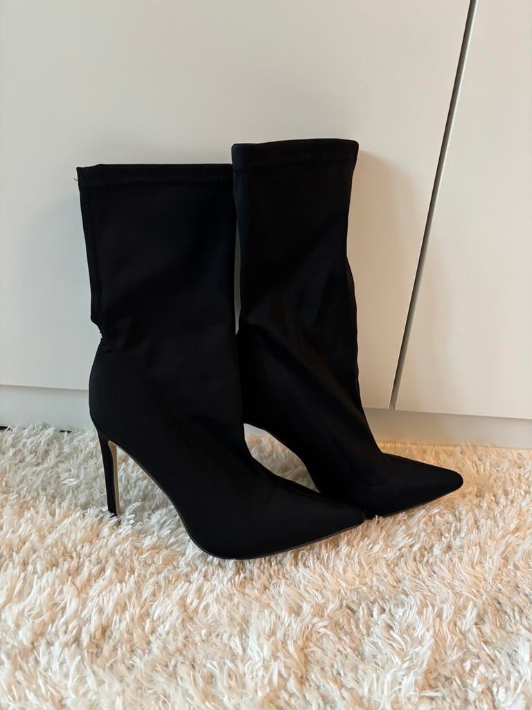 Sock boots maat 38, Kleding | Dames, Schoenen, Ophalen of Verzenden, Zo goed als nieuw, Zwart