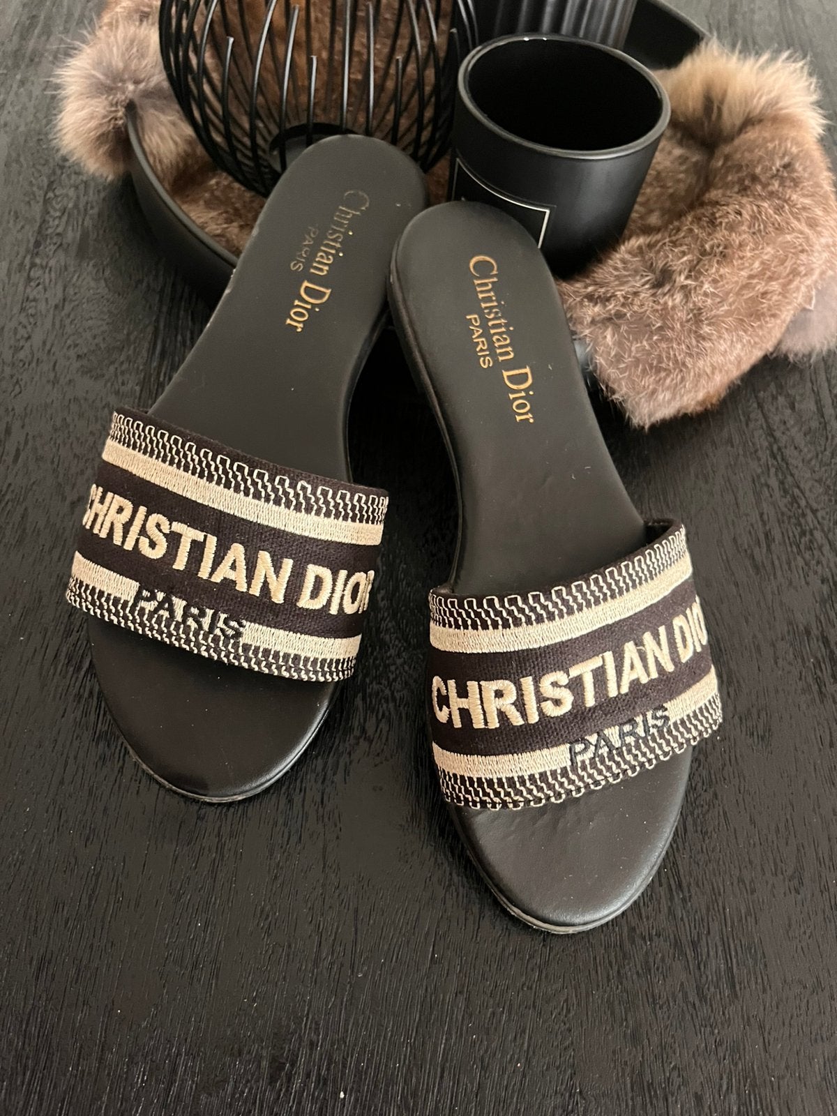 Christian Dior slippers, Slippers, Zwart, Ophalen of Verzenden, Zo goed als nieuw