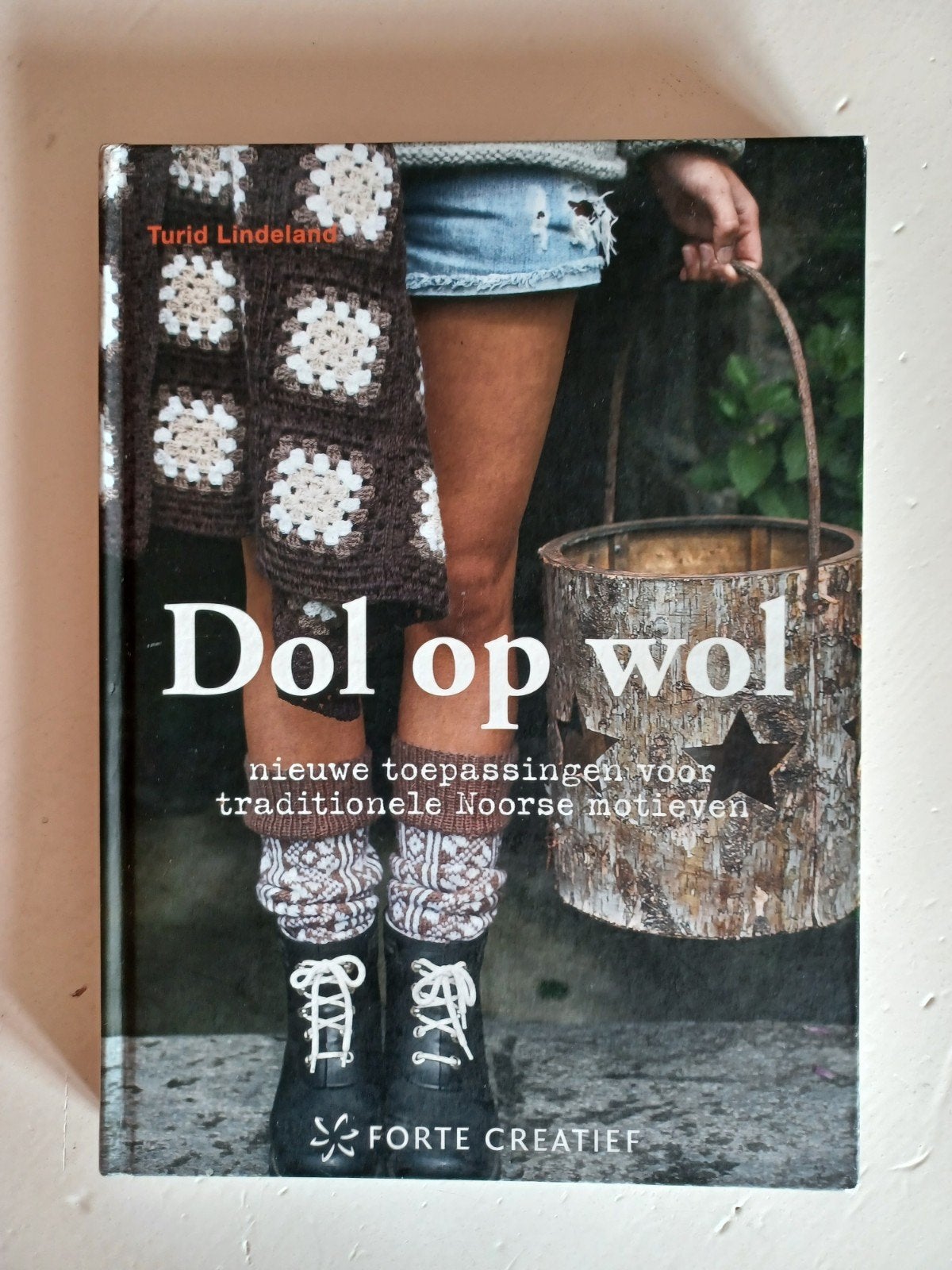 Turid Lindeland - Dol op wol, Boeken, Breien en Haken, Ophalen of Verzenden, Zo goed als nieuw, Turid Lindeland