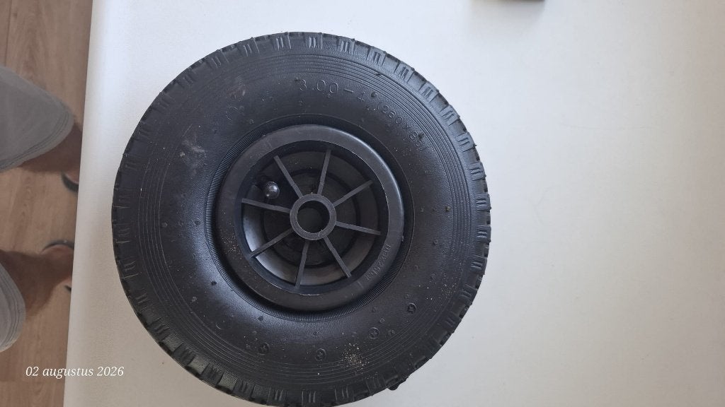 neuswiel caravan luchtband 24 cm diameter 7 cm breed, Ophalen, Nieuw