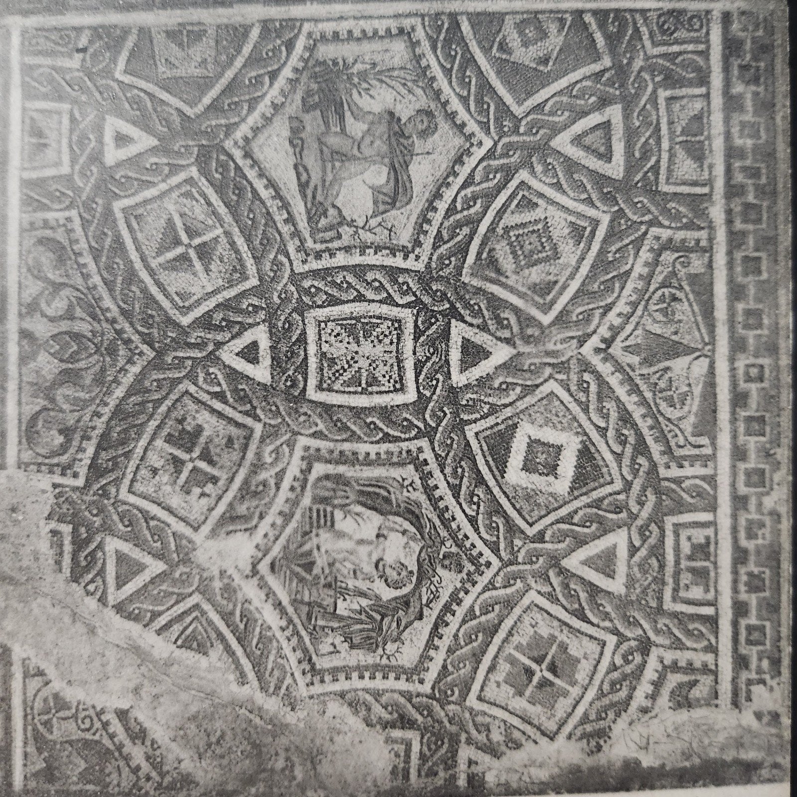 Oude ansichtkaart: Musée du Bardo - Thina - Diane et Acteon, Verzenden, Voor 1920, Gelopen, Politiek en Historie