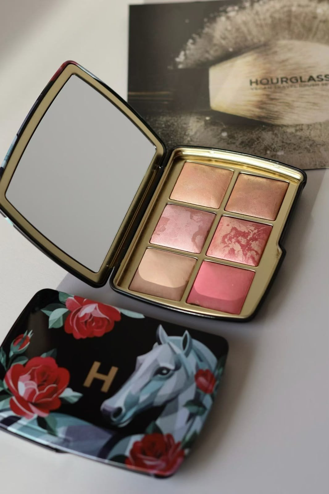 Hourglass Vegan Kwasten Set & Ambient Lighting Palette, Overige kleuren, Gehele gezicht, Ophalen of Verzenden, Zo goed als nieuw