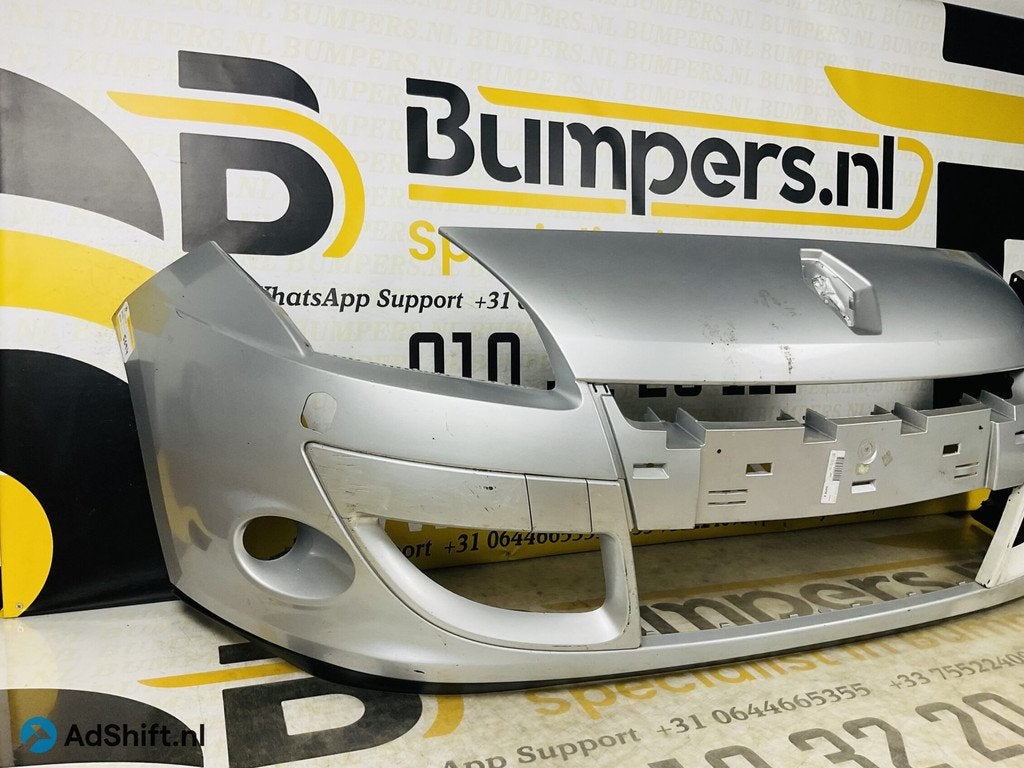 BUMPER Renault Scenic 3 2009-2012 VOORBUMPER 2-F6-5694z, Bumper