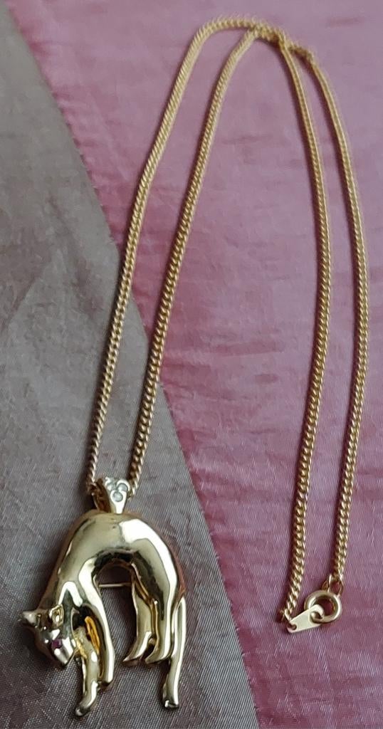 Kat ketting met robijn oog, Ophalen of Verzenden, Nieuw, Overige materialen