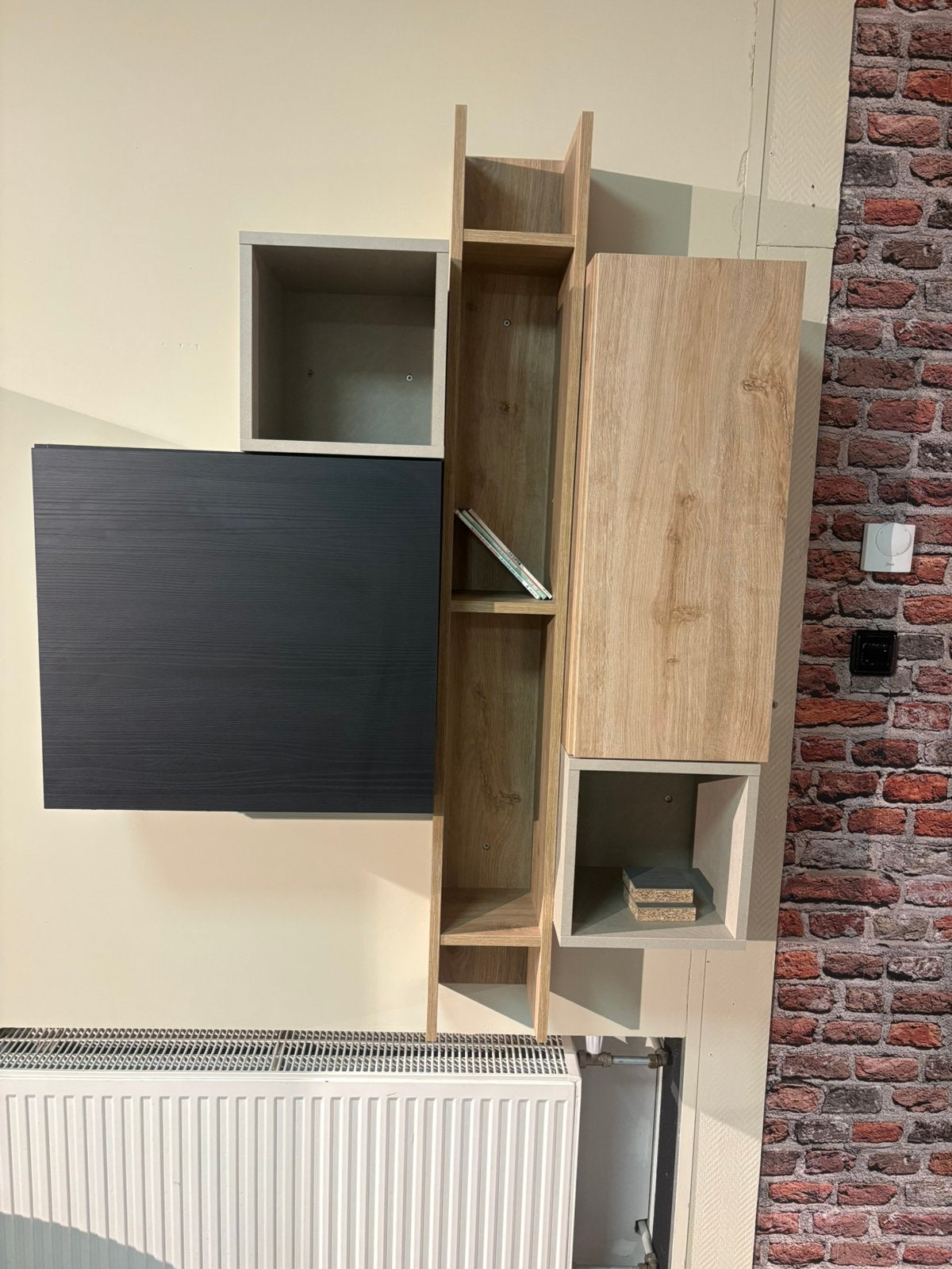 Modern Wandmeubel / Vakkenkast (103x30x138,5 cm) – Outlet, Ophalen, Zo goed als nieuw, 25 tot 50 cm, Minder dan 150 cm
