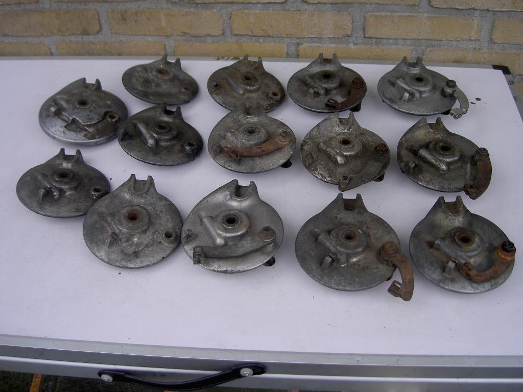 14 kleine naaf voorrem platen, Ophalen of Verzenden, Gebruikt, Overige typen