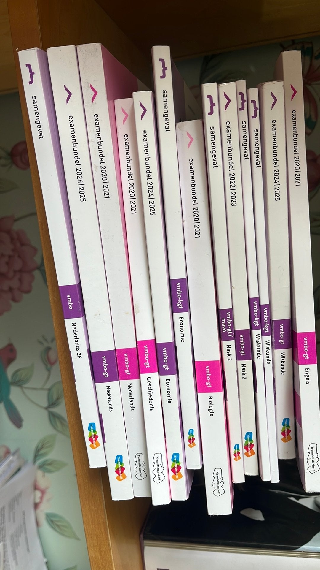 1.50 per Examen bundel en samengevat bundel  vmbo, Boeken, Schoolboeken, Ophalen of Verzenden, Zo goed als nieuw, VMBO