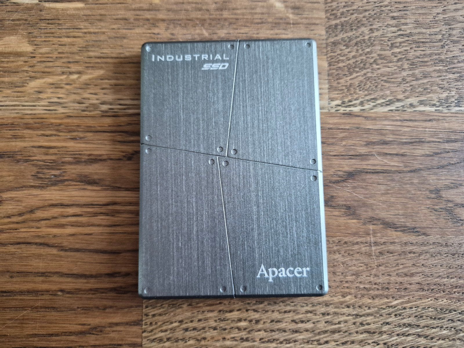 Apacer APS25P6B032G-DCM Industriële SSD 32GB SATA, Computers en Software, Harde schijven, Zo goed als nieuw, Laptop, Intern, SSD