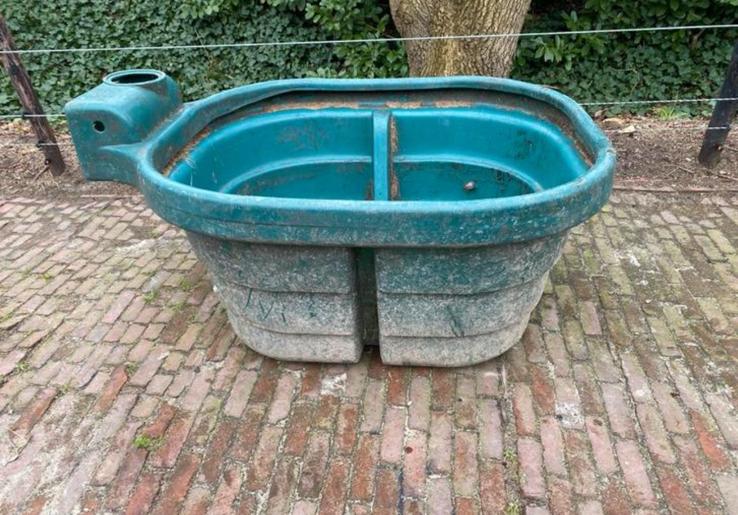 Slowfeeder hooifeeder hooibak weidedrinkbak, Ophalen