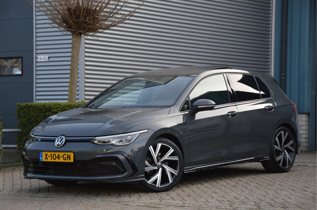Volkswagen Golf 1.5 eTSI R-Line PANORAMA | H&K | LED | CAMER, Auto's, 4 cilinders, 150 pk, Bedrijf, 1500 kg
