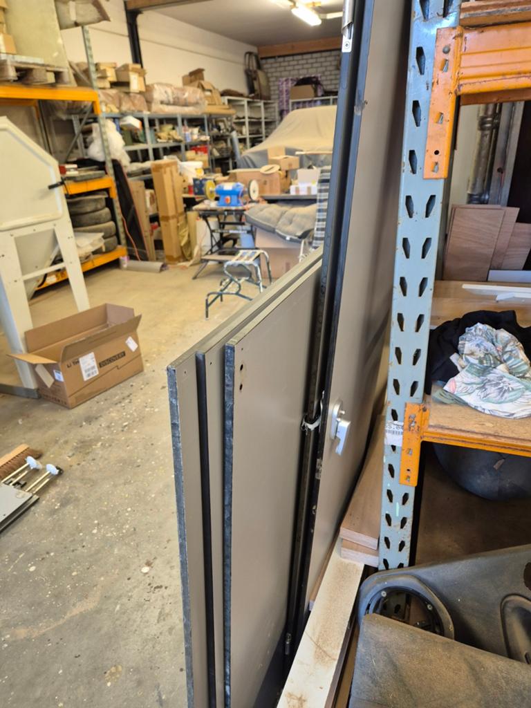 Trespa platen gebruikt 13mm dik 3x 180 x 60 en 3x 180x 120, Doe-het-zelf en Verbouw, Platen en Panelen, Ophalen of Verzenden