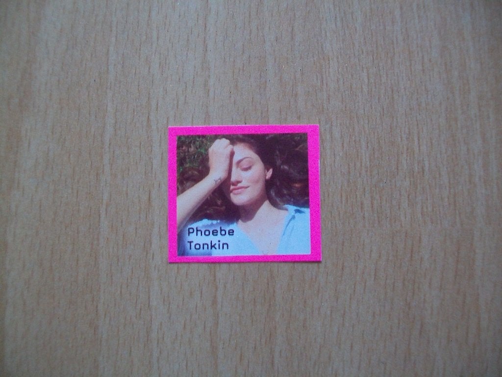 Sticker van Phoebe Tonkin, Ophalen of Verzenden, Nieuw, Overige typen
