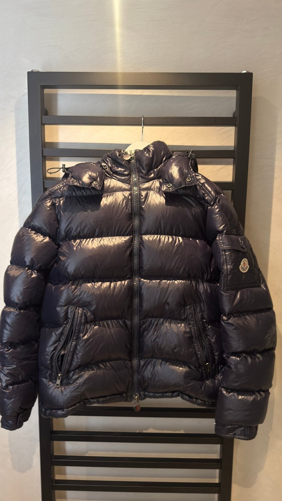 Moncler Maya, Ophalen of Verzenden, Zo goed als nieuw, Zwart