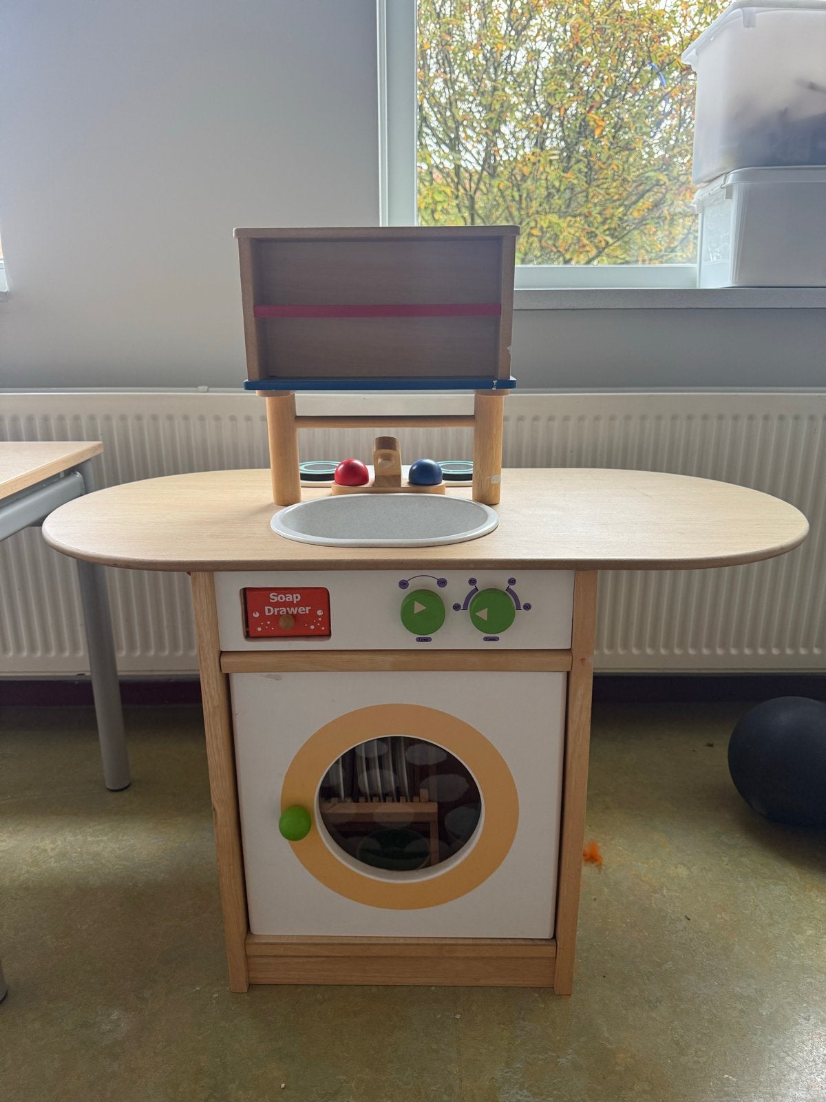Houten speelkeuken met wasmachine en gootsteen, Ophalen