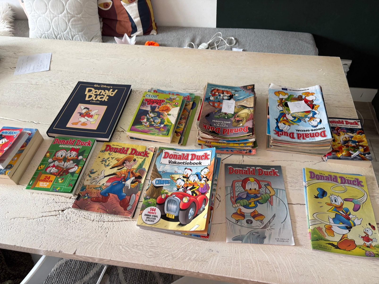 Diverse Donald Ducks, Meerdere stripboeken, Ophalen of Verzenden, Gelezen