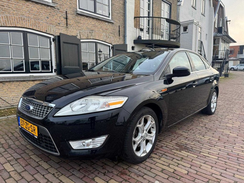 Ford Mondeo 2.3-16V Titanium Automaat 37-ZG-SR, Auto's, Ford, 1441 kg, 730 kg, Gebruikt, 4 cilinders