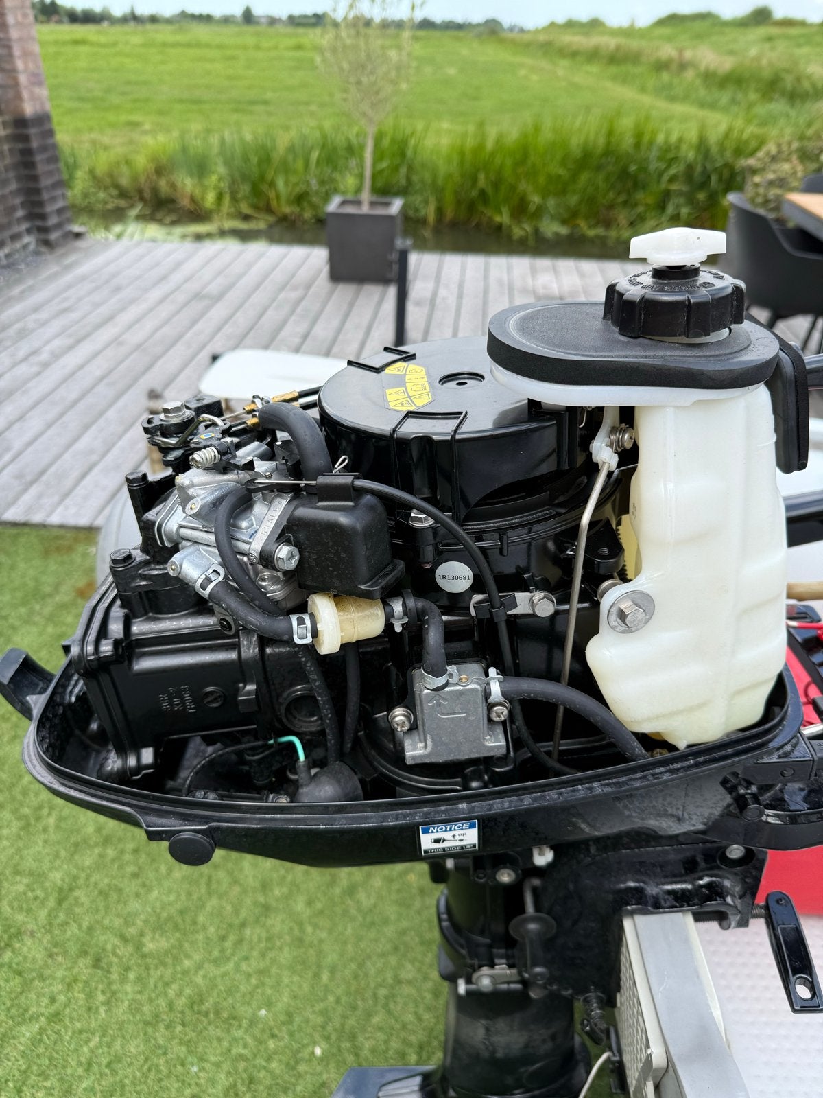 Mariner 5pk FourStroke buitenboordmotor met rubberboot, Ophalen, 5 tot 10 pk, Viertaktmotor, Zo goed als nieuw