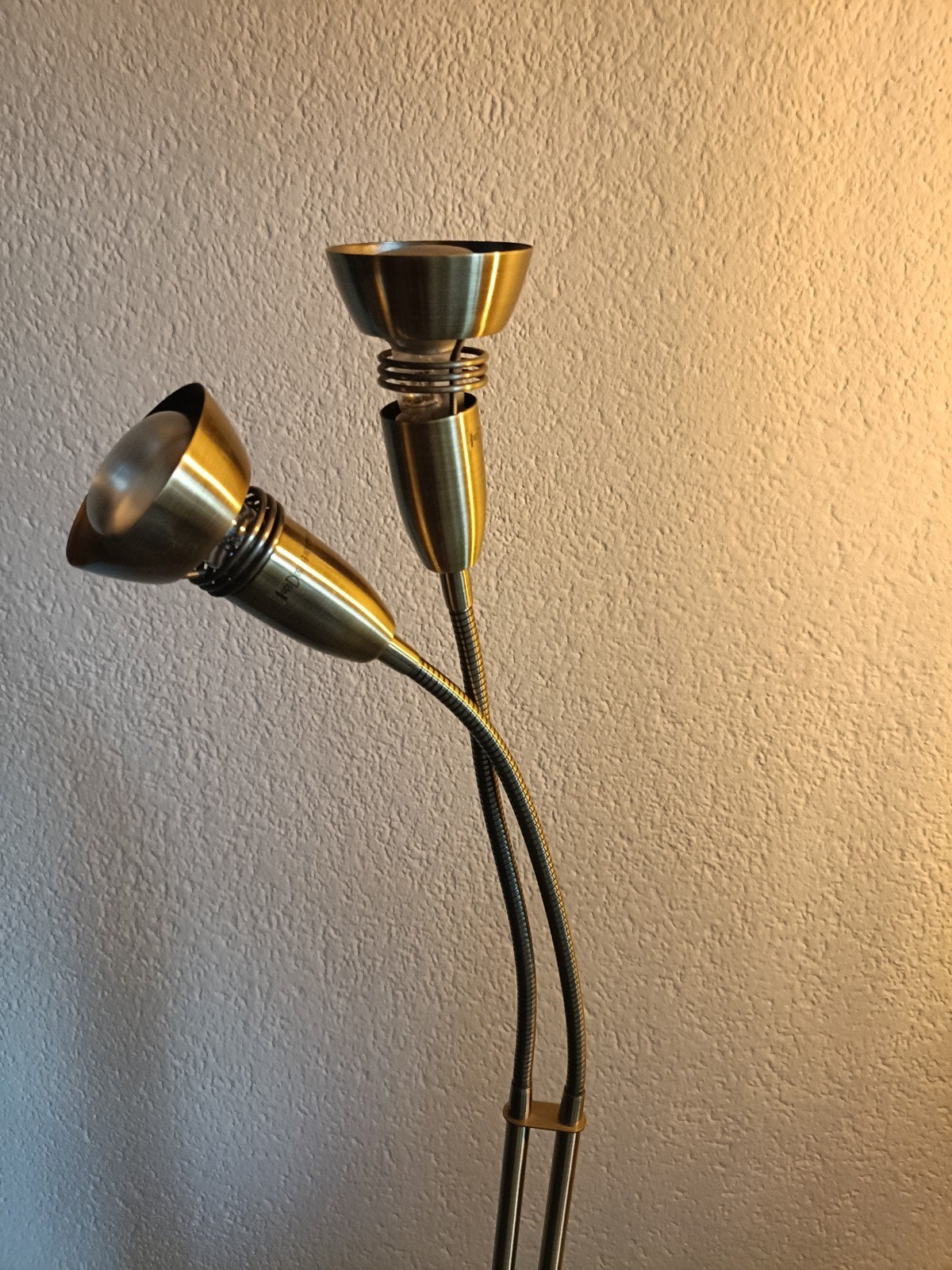 Staande lamp, Huis en Inrichting, Lampen | Vloerlampen, Ophalen, Zo goed als nieuw, 150 tot 200 cm