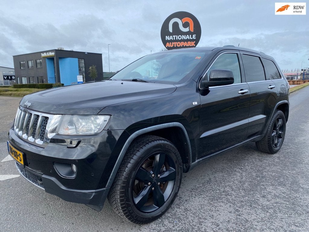 Jeep Grand Cherokee 3.0 CRD Laredo * EURO 5 * AUTOMAAT * PAN, Euro 5, Gebruikt, Leder, Bedrijf
