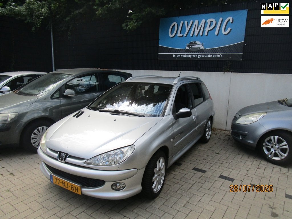 Peugeot 206 SW 1.6-16V Quiksilver +Airco +Nieuwe Apk, Voorwielaandrijving, 15 km/l, 4 cilinders, Origineel Nederlands