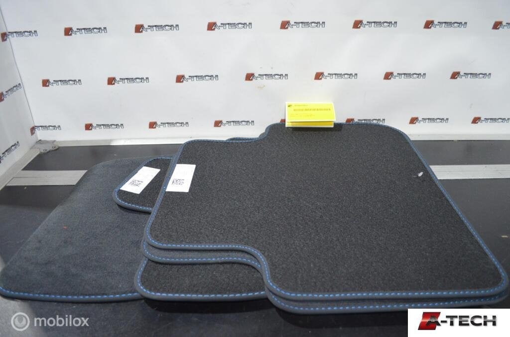 Matten set Audi Q3 F3 S-line LO-11 83B863691B orgineel nieuw, Auto-onderdelen, Interieur en Bekleding, Audi, Nieuw, Audi, Ophalen of Verzenden
