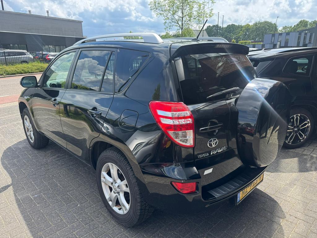 Toyota RAV4 2.0 VVTi Executive Business 4X4 TREKHAAK LEDER C, 13 km/l, Gebruikt, 4 cilinders, 2000 kg