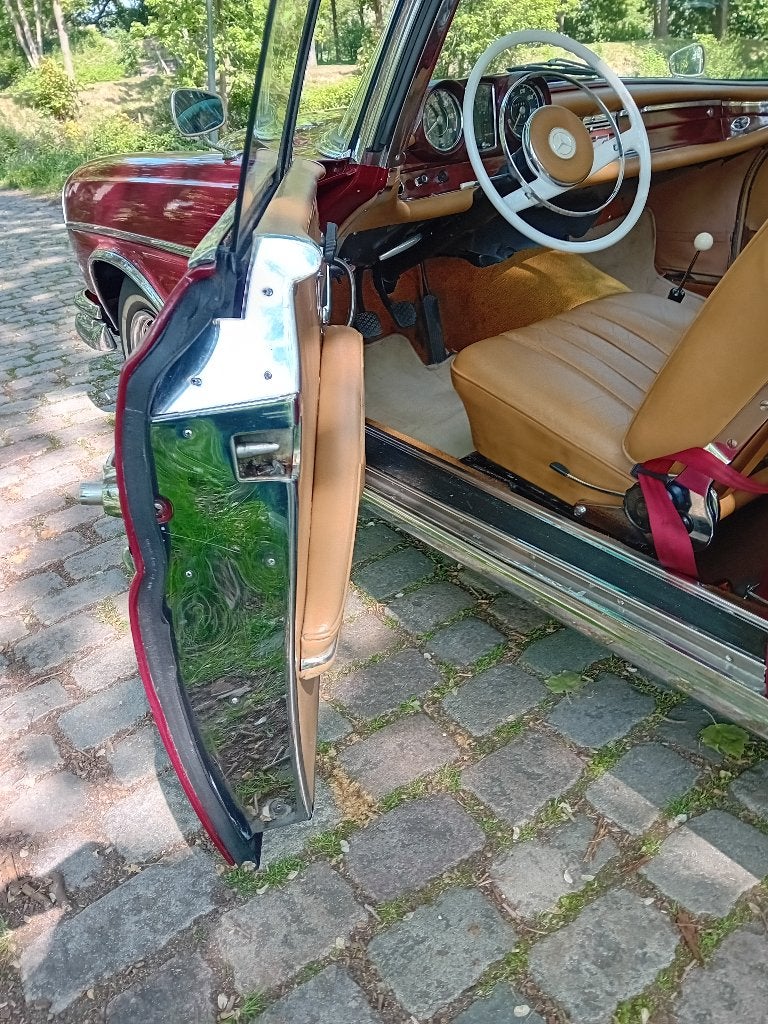 Mercedes W 111 220SE coupe te koop, foto 7