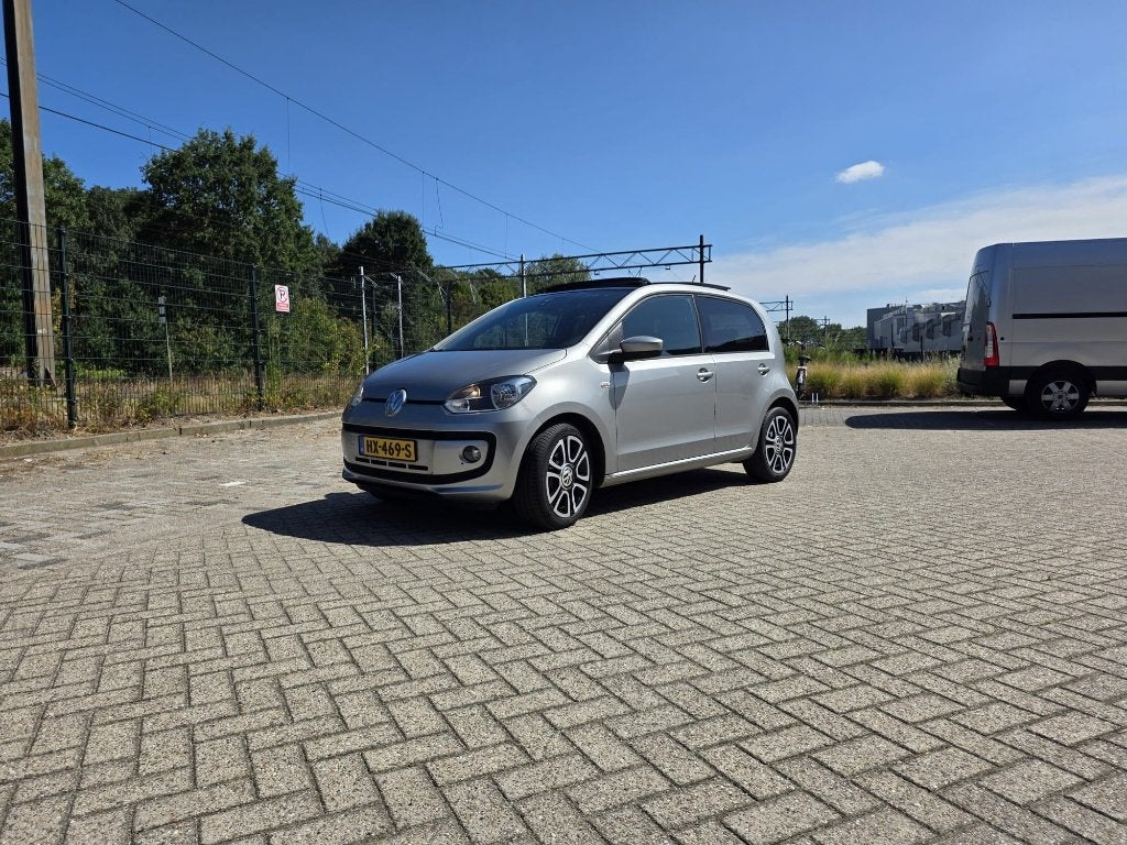 Volkswagen up! 1.0 High up! Blue Motion Executive, Auto's, Voorwielaandrijving, Dealer onderhouden, Stof, 840 kg
