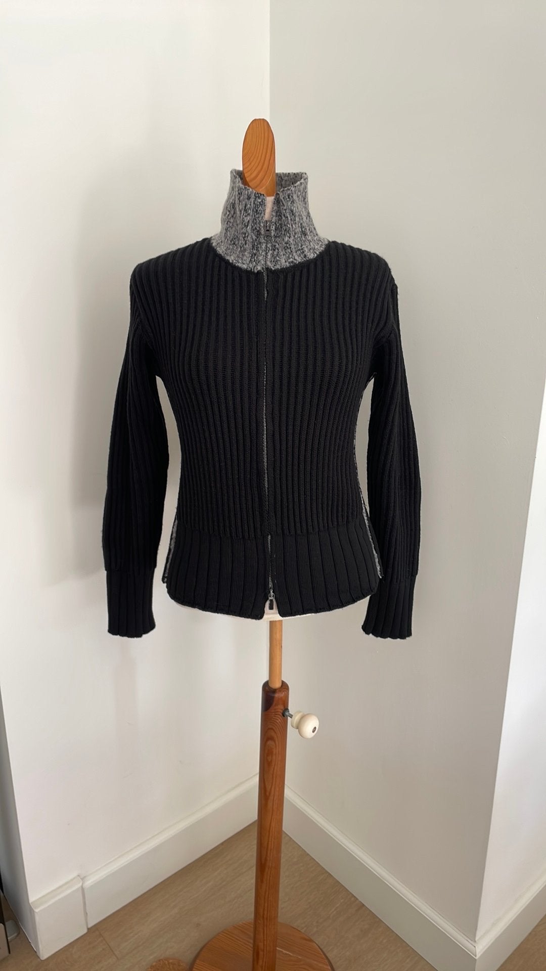 Zwart “wollen” vest van MURPHY & NYE, mt S, Verzenden, Gedragen, Maat 36 (S), Zwart