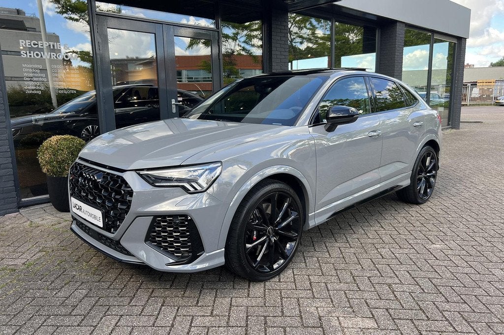 Audi RS Q3 Sportback 2.5 TFSI I Pano I Sonos I 360°, Auto's, Audi, Automaat, Gebruikt, 1675 kg, Bedrijf