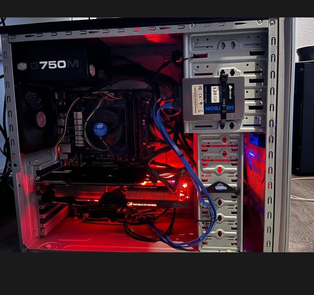 Budget Gaming PC / Intel i5 4590 / 24gb ram / RX 580 8gb, Ophalen, 256 GB, Zo goed als nieuw, Gaming