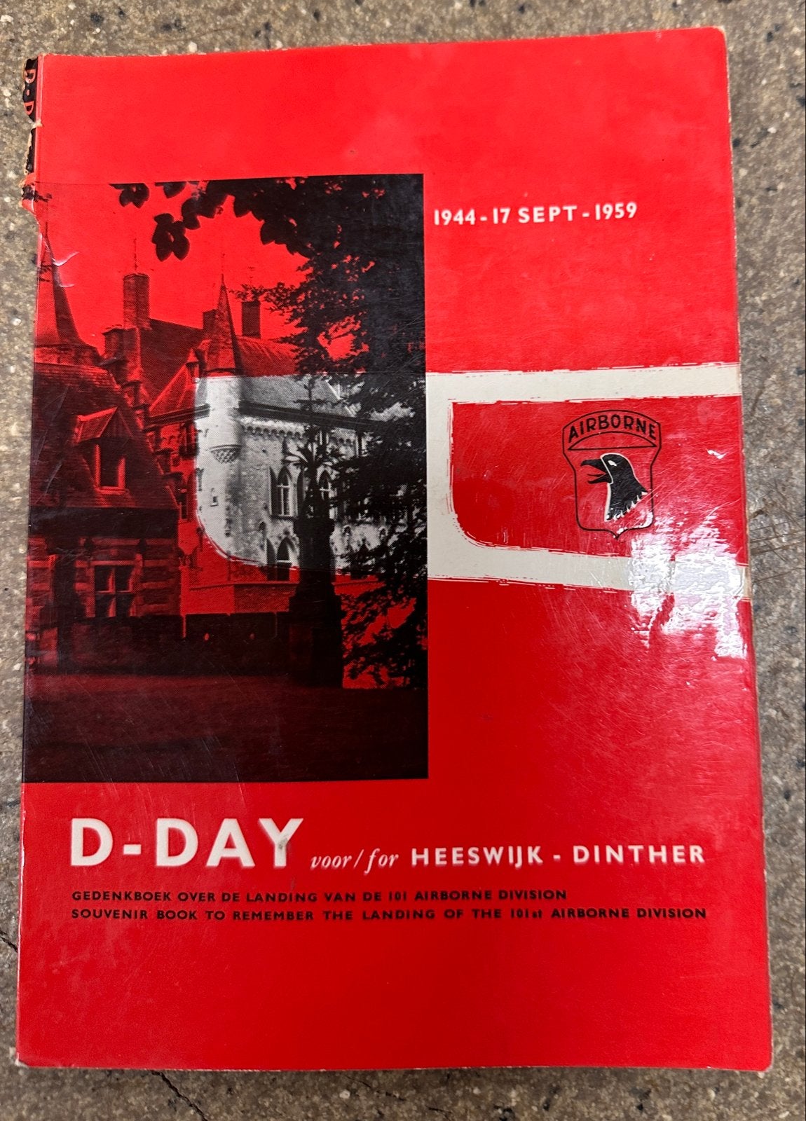 D-Day Heeswijk-Dinther Gedenkboek 101st Airborne Division, Ophalen of Verzenden, Tweede Wereldoorlog, Gelezen, Overige onderwerpen