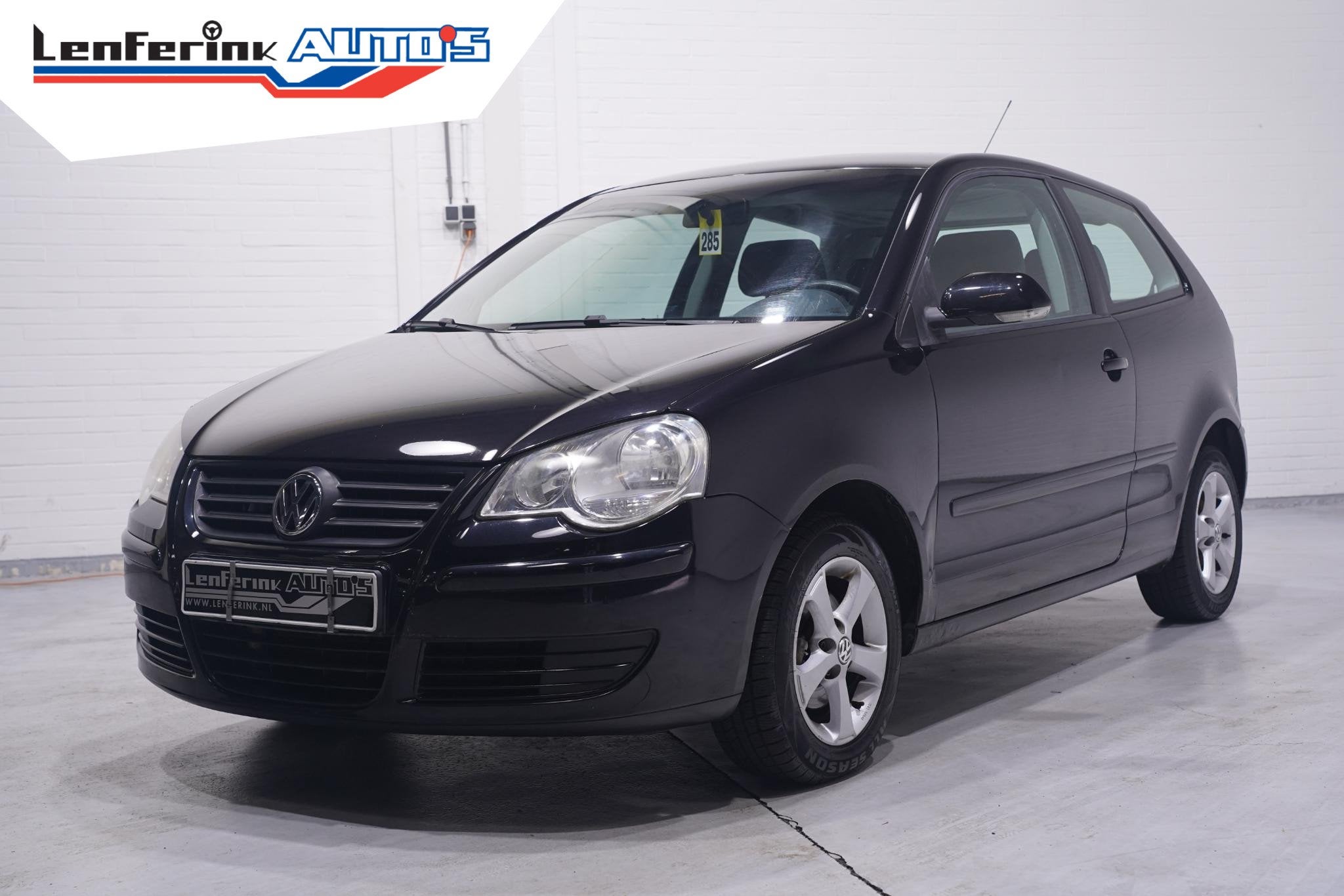 Volkswagen Polo 1.2-12V Comfortline airco stereo 14"-lmv ele