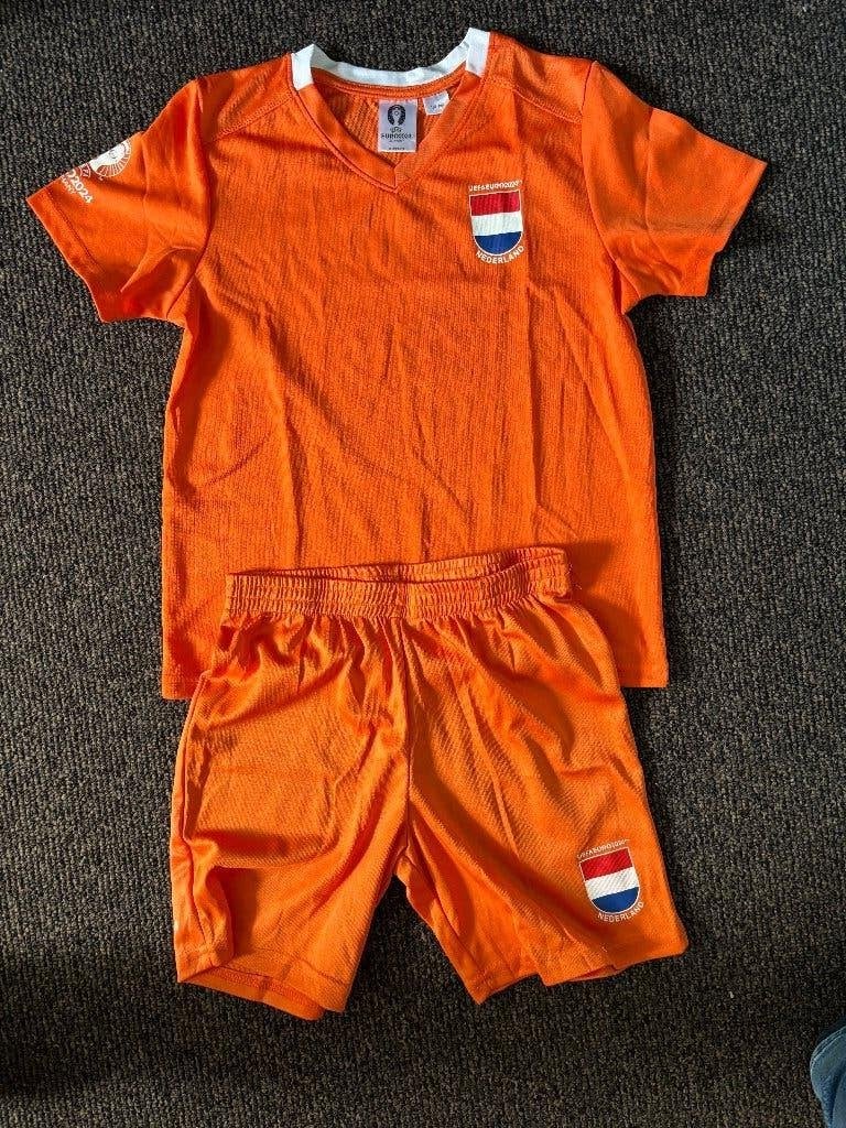 Shirt en broek NL elftal (EURO 24) voor een kind, Maat XS of kleiner, Ophalen of Verzenden, Gebruikt, Shirt