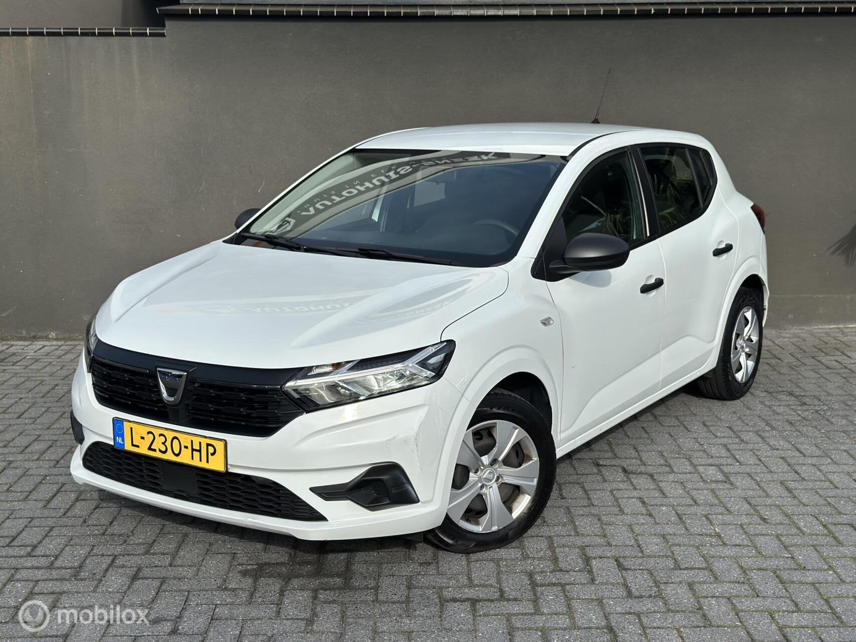 Dacia Sandero 1.0 TCe 90 Essential | Cruise |Airco|Bluetooth, Auto's, Voorwielaandrijving, 1027 kg, Euro 6, Wit