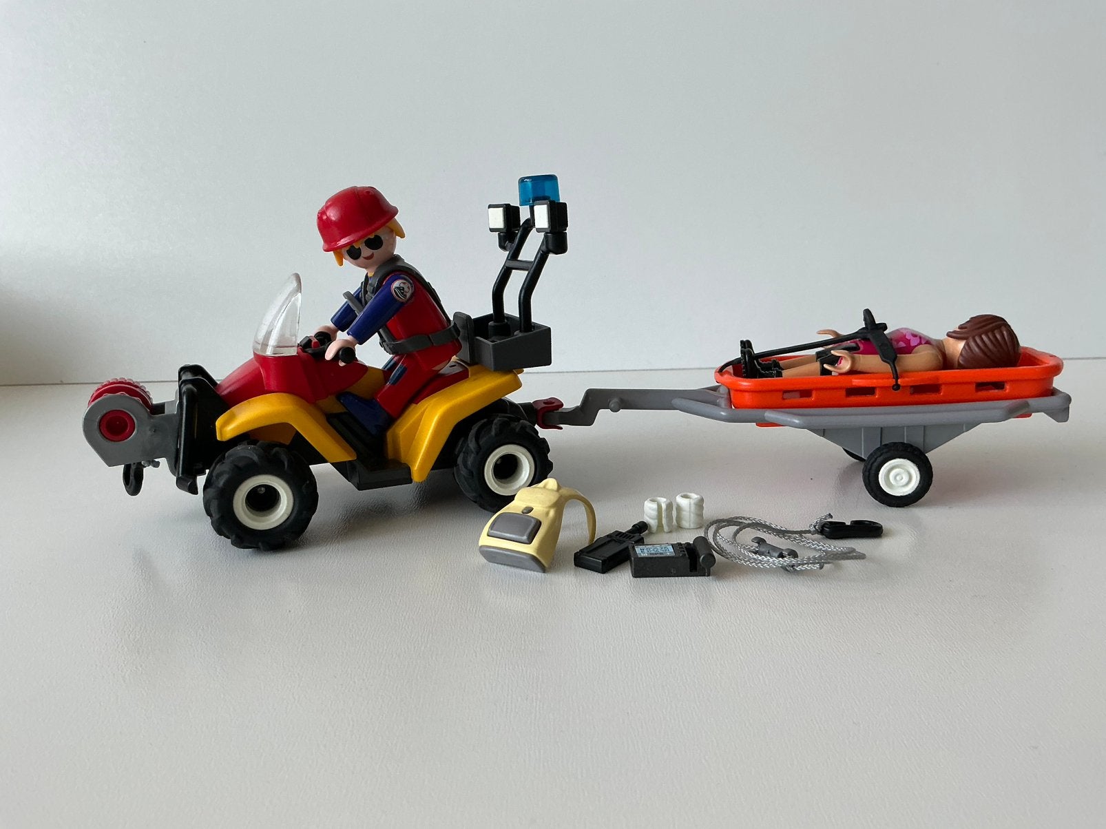Playmobil 9130 reddingsquad met draagberrie, Ophalen of Verzenden, Gebruikt, Complete set