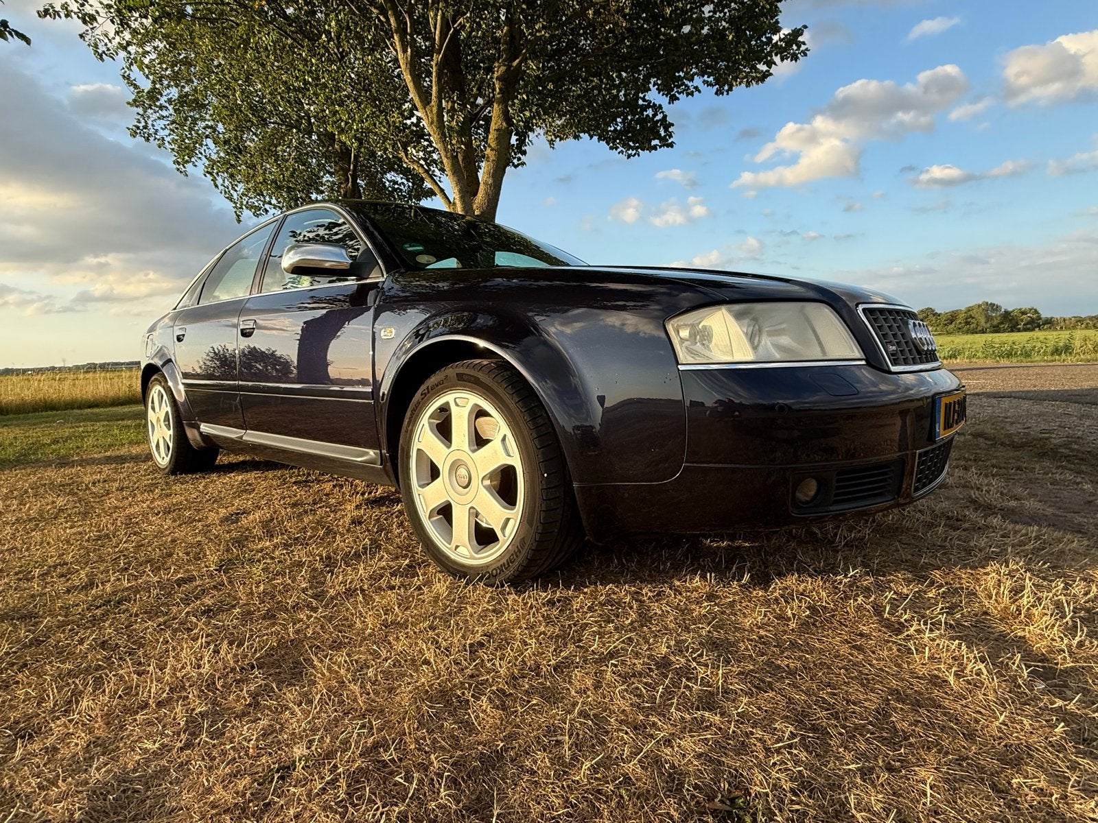 Audi S6 Quattro 4.2 V8 exclusive limousine 2002 Blauw, Automaat, 4172 cc, 8 cilinders, Blauw