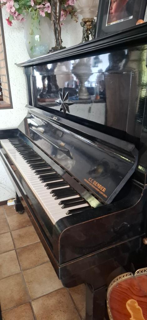 C.C. Bender Piano - Zwart, Gebruikt, Muziek en Instrumenten, Ophalen of Verzenden