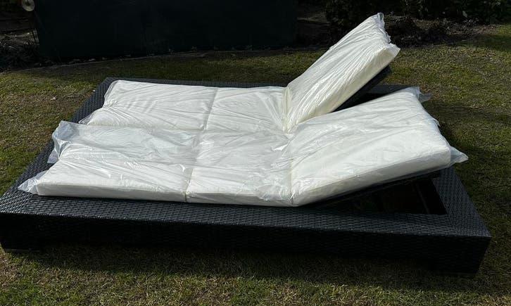 Wicker antraciet 2-persoons lounge ligbed met kussens, Tuin en Terras, Ligbedden, Ophalen, Zo goed als nieuw, Wicker, Verstelbaar