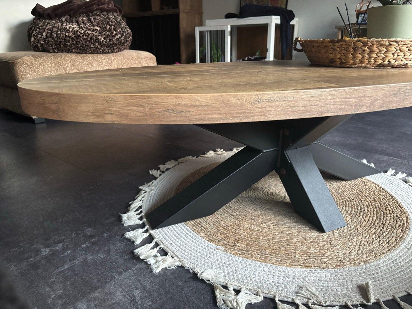 salontafel met metalen onderstel, Ophalen, 50 – 75, Gebruikt, 100 tot 150 cm