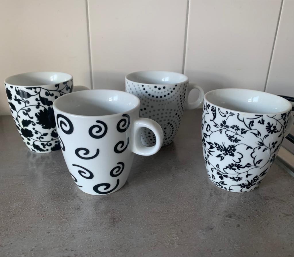 Setje van 4 Senseo kopjes, Ophalen of Verzenden, Zo goed als nieuw, Overige stijlen, Kop(pen) en/of Schotel(s)