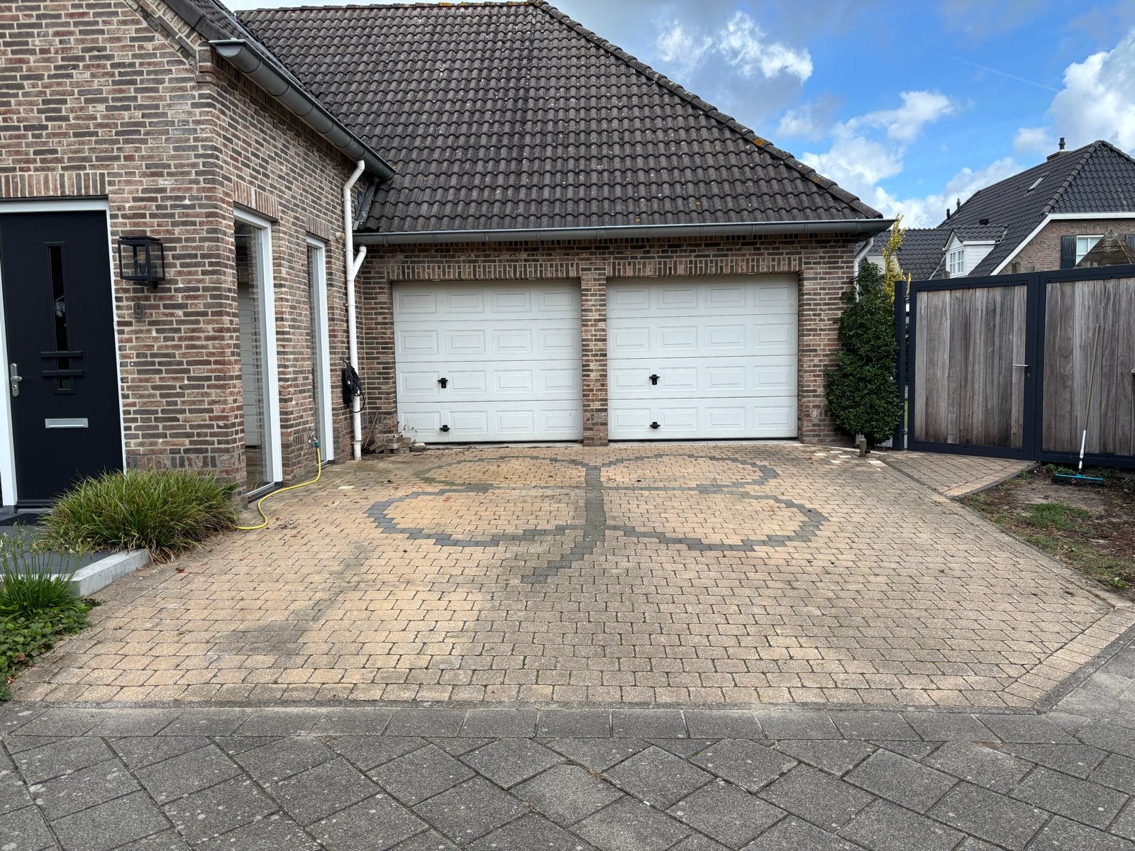 Gratis Gebruikte betonnen klinkers koppelstones oprit terras, Gebruikt, Klinkers, Ophalen of Verzenden, 10 m² of meer