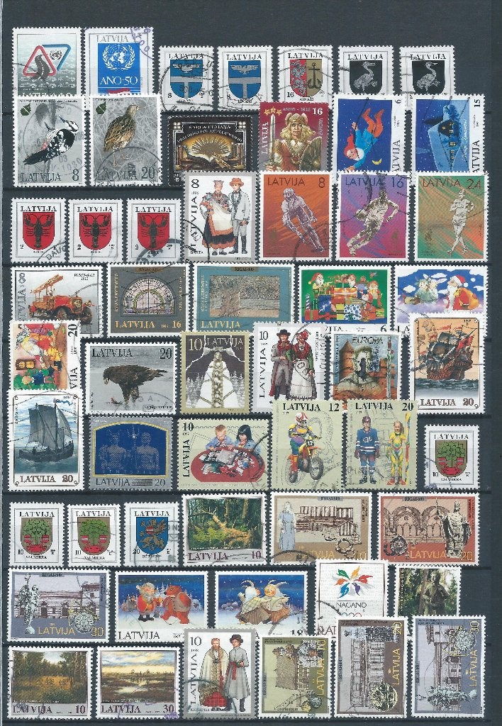 C743 -  kaveltje modern Letland (gestempeld), Ophalen of Verzenden, Overige landen, Gestempeld