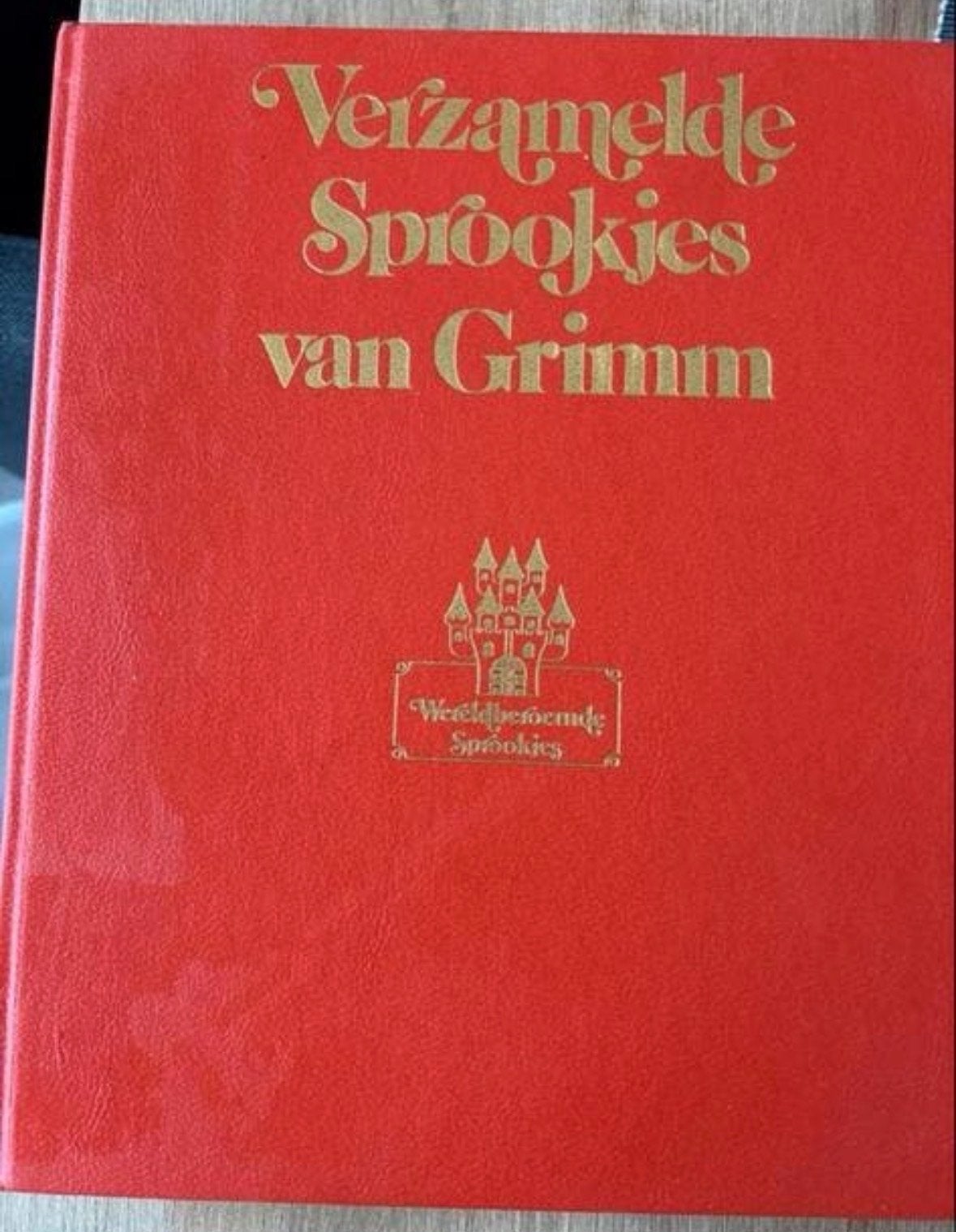 Verzamelde Sprookjes van Grimm - Geïllustreerd, Ophalen of Verzenden, Gelezen