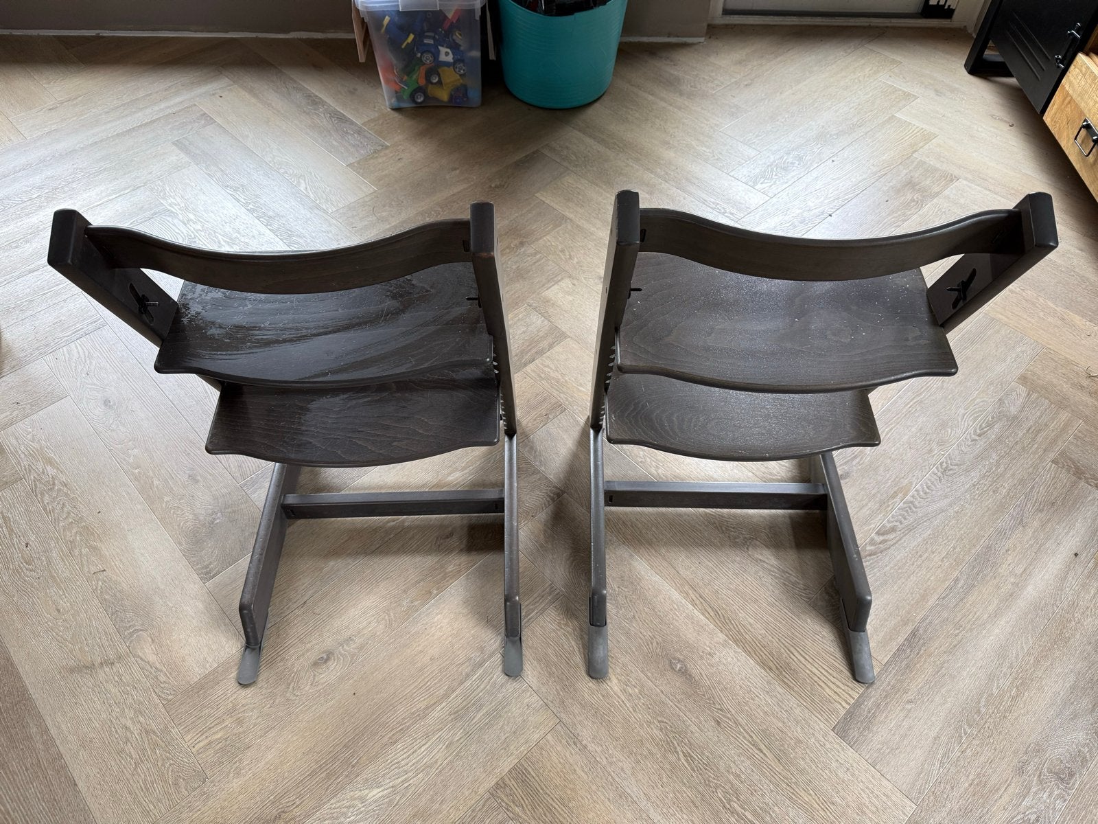 2 Stokke Tripp Trapp stoelen, Ophalen, Gebruikt, Meegroeistoel