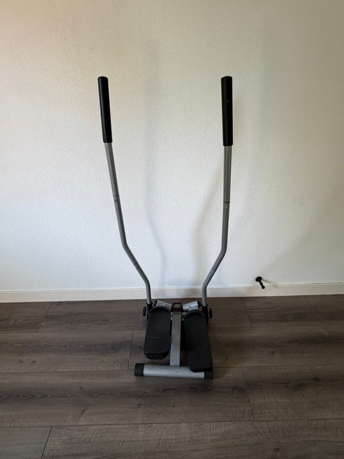 Stepper hometrainer - Gebruikt (scherm defect), Sport en Fitness, Ophalen, Gebruikt, Benen, Stepapparaat