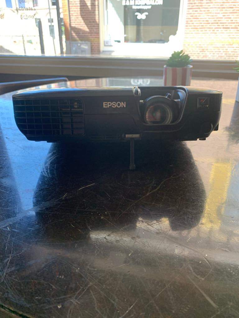 Epson EB-X72 Beamer - HDMI defect, werkt verder goed, Audio, Tv en Foto, Beamers, Ophalen, Niet werkend, LCD, Overige resoluties
