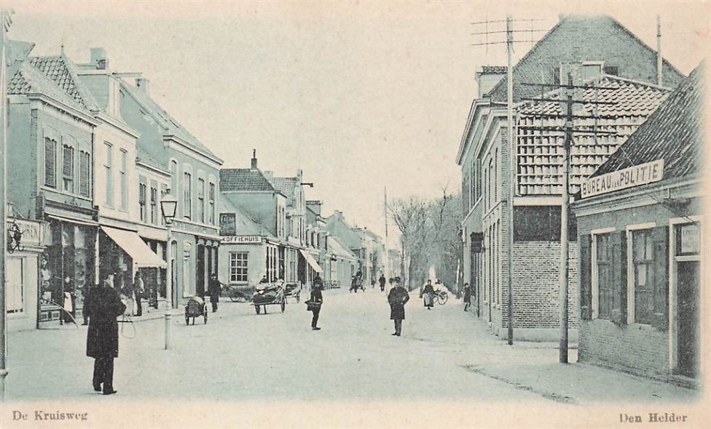 703-337-019 De Kruisweg Den Helder, Ophalen of Verzenden, Voor 1920, Noord-Holland