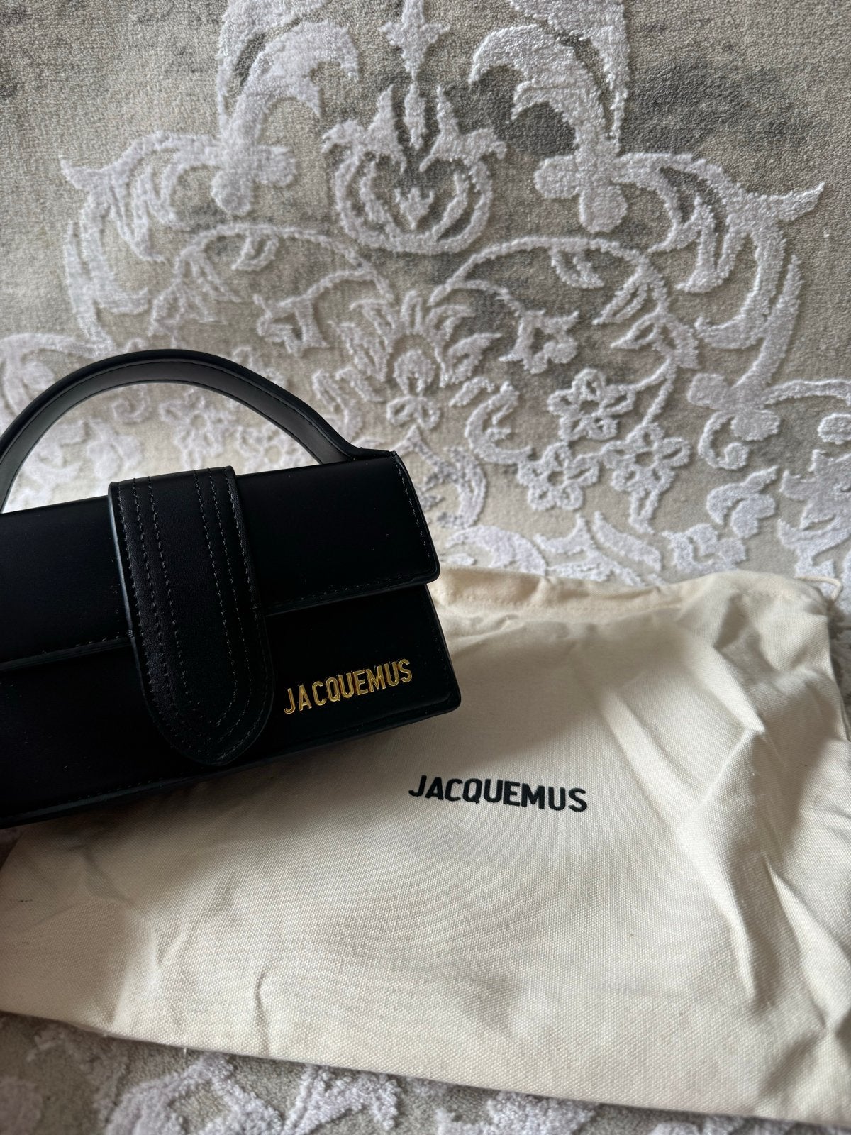 Jacquemus Le Chiquito tasje - Zwart, Sieraden, Tassen en Uiterlijk, Ophalen of Verzenden, Zo goed als nieuw, Zwart, Handtas